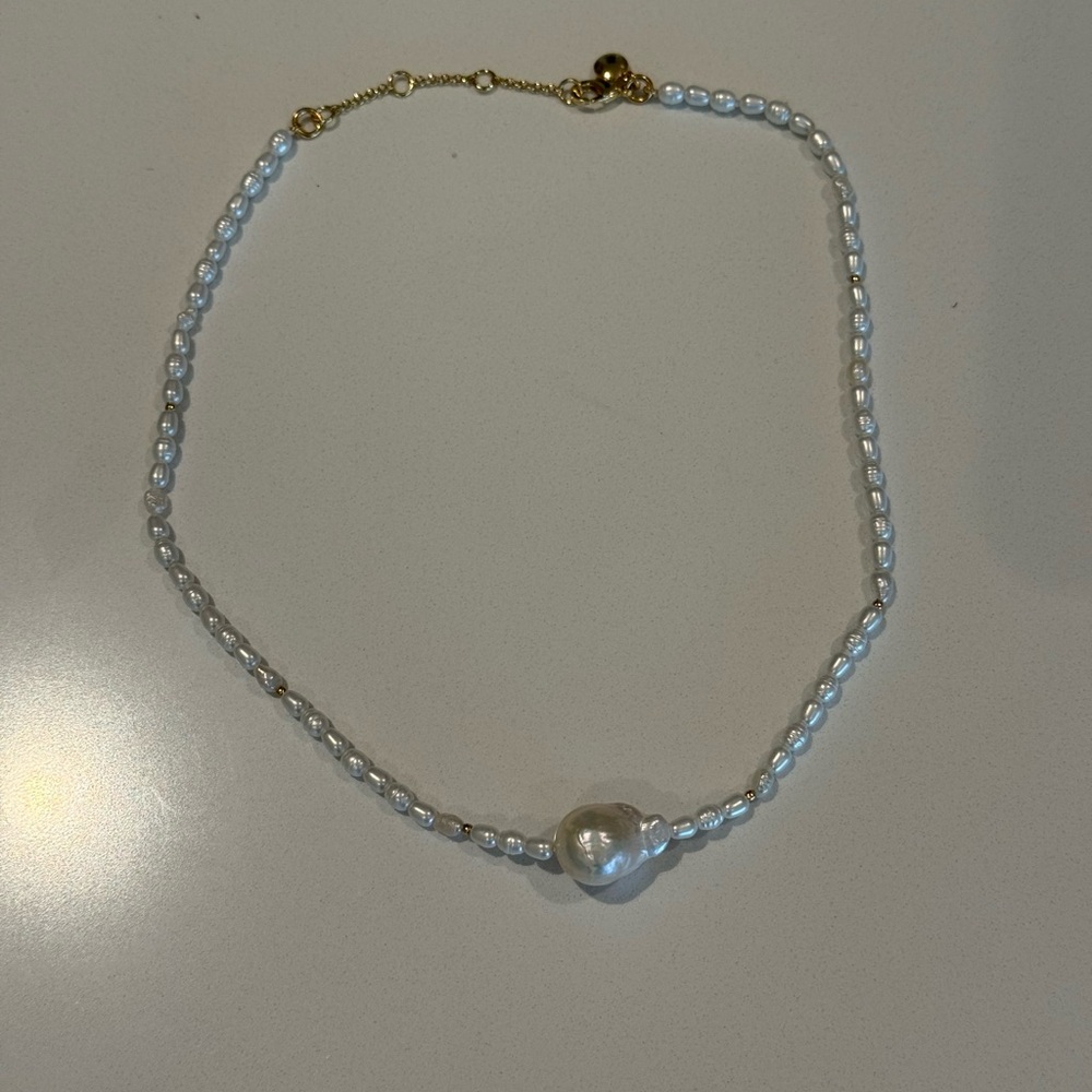 J.Crew Baroque Pearl Necklace - Picture 3 of 3